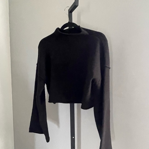 Free People Black Knit Pullover Sweater with Bell Sleeves Size Small - Picture 1 of 5